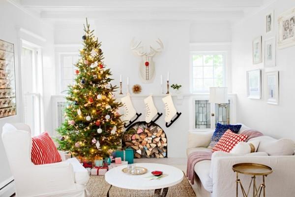 joulu takka koristella deco puu ja reki