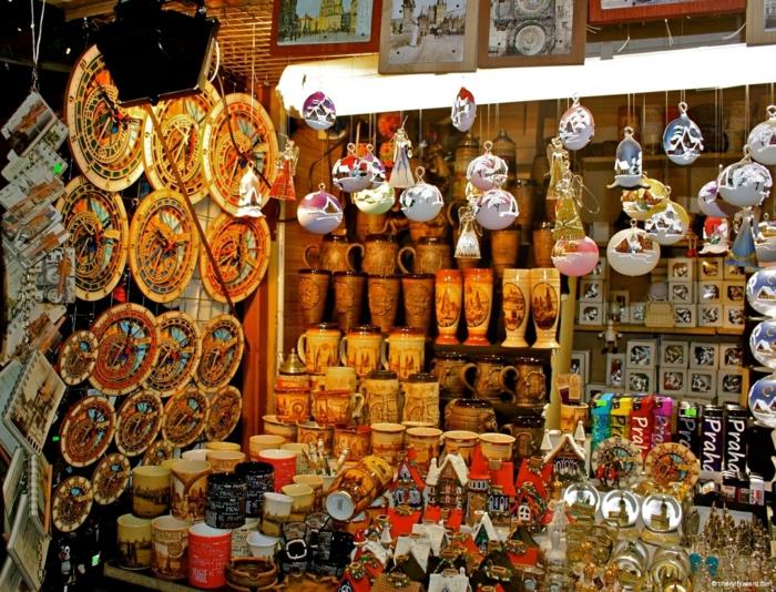 joulumarkkinat praha joulukoristeet kaunis joulutori myynti