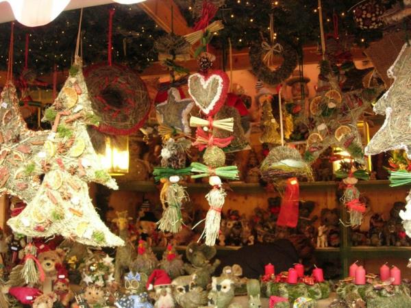 joululoma Saksassa joulumarkkinat luonto joulukoristeet