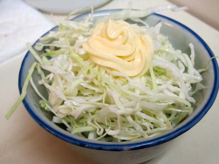 valkokaalin reseptit salaatti syksy syö terveellisesti