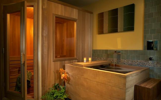wellness sauna kylpyamme porealtaalla moderni kylpyhuone