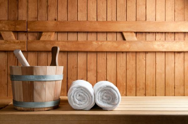 wellness viikonloppu sauna kylpypyyhkeet