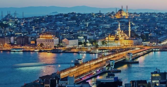 maailmanmatkat istanbul turkki eurooppa matka aasia