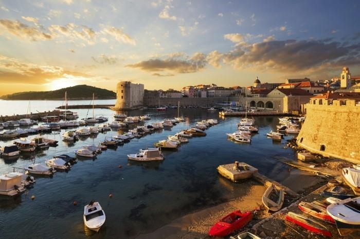 maailmanmatkailu maailmanmatkailu kreikka loma luonnonpuisto tulivuori auringonlasku dubrovnik