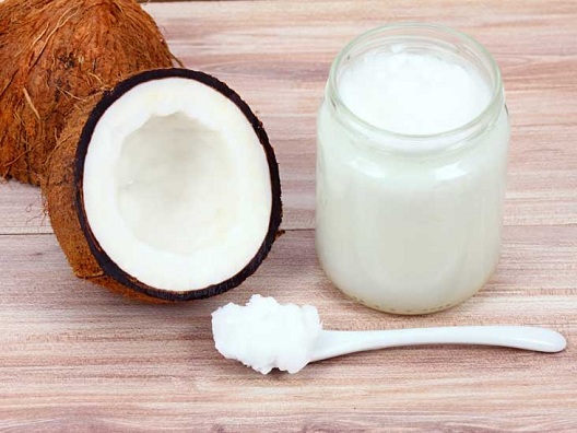 Kokosolie til behandling af cystisk acne