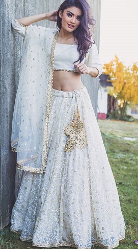 Fehér háló Lehenga