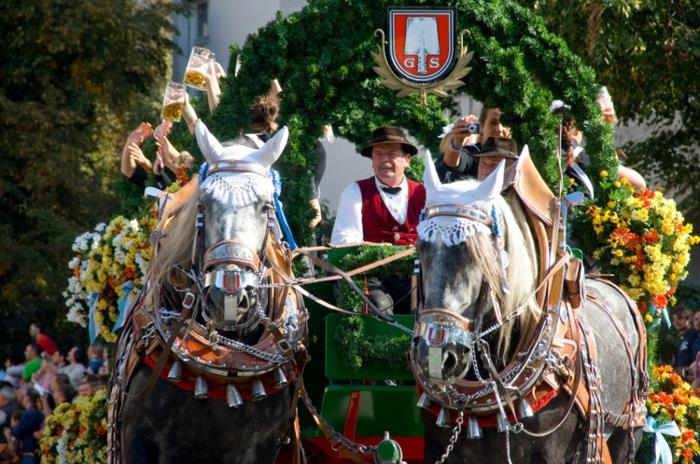 wiesn 2015 oktoberfest juhlat olutfestivaali