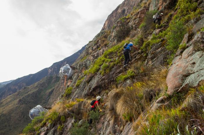 villi seikkailu hotelli peru kiipeily