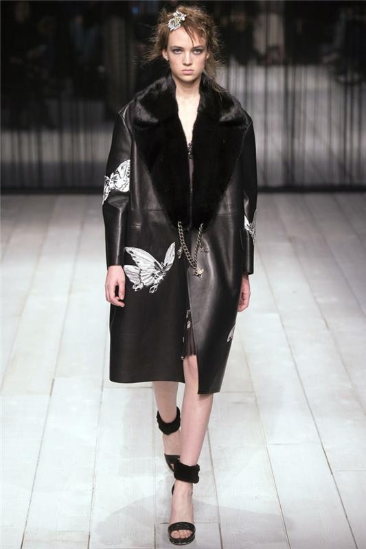talvikausi trendikäs muoti nahkatakki turkis talvikokoelma alexander mcqueen 2017