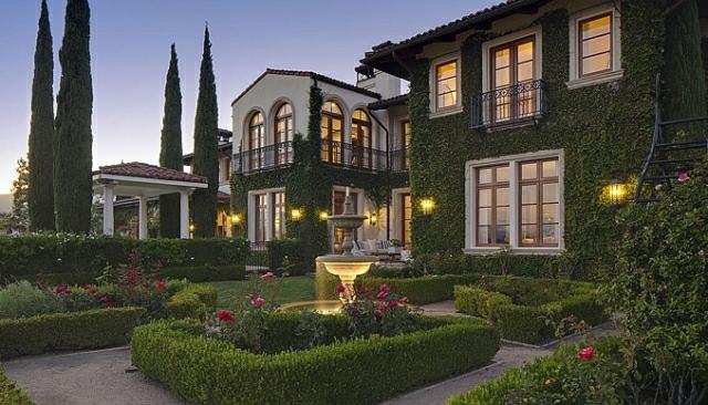 Missä Heidi Klum asuu Villa vilkas puutarhan suunnittelu pensas