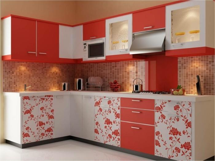 eläviä ideoita keittiönurkkauskeittiö, jossa on punaisia ​​aksentteja ja kukkakuvioita
