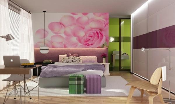 violetti makuuhuone aksentti seinä kukka kuvio sänky työpöytä