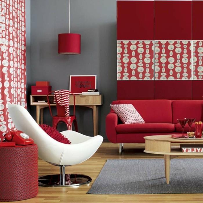 eläviä ideoita olohuone harmaa matto seinät punaiset huonekalut