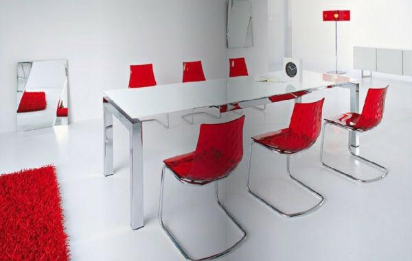olohuone ruokapöytä punaiset tuolit