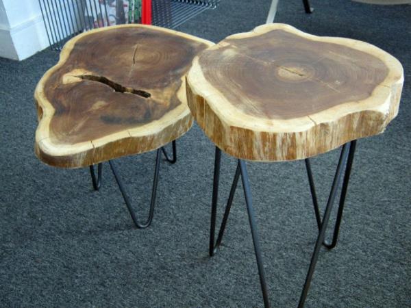 olohuoneen kalusteet puu puunrunko pöytä metallijalat