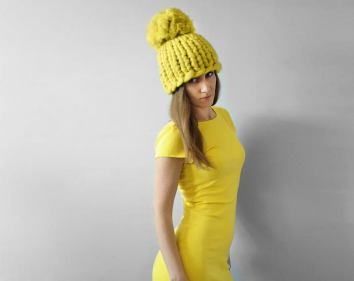 villahuopa neulottu keltainen hattu