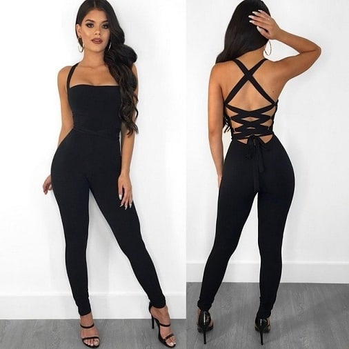 Varm og sizzling rygløs jumpsuit