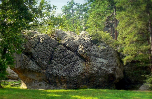 Wonders of Robbers Cave-Robbers hule Wilburton