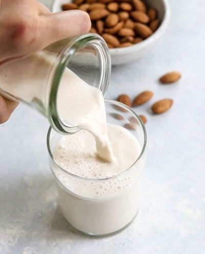 Hjemmelavet Vanille Almond Milk Diet Opskrift