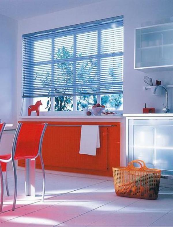 värit värikäs sisustus huone nojatuoli ikkuna oranssi saari
