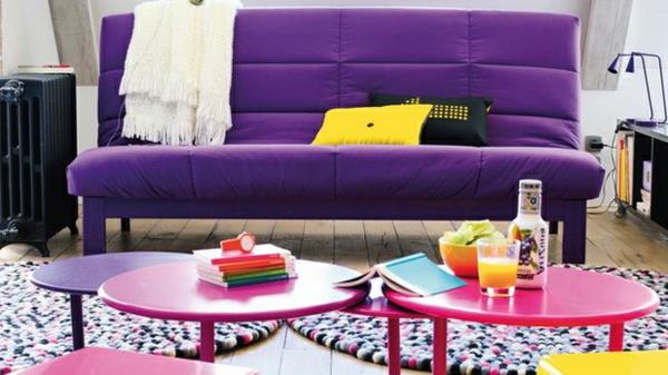 huoneen värit värikäs sisustus sohvan verhoilu violetti