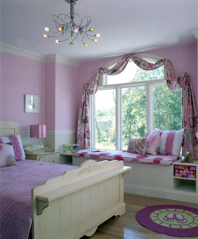 huoneen väriideat makuuhuone vaaleanpunainen seinäväri pyöreä matto